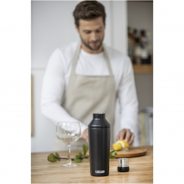 Logo trade promotional products image of: CamelBak® Horizon 600 ml vacuum insulated cocktail shaker