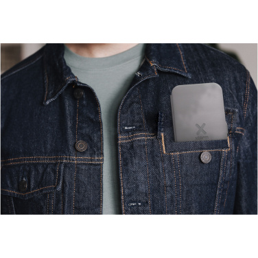 Logo trade promotional item photo of: Xtorm XWF31 15W foldable 3-in-1 wireless travel charger