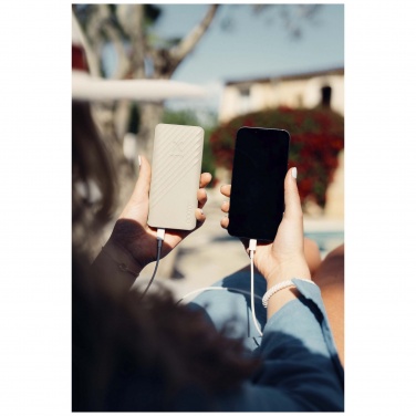 Logo trade promotional products image of: Xtorm XG220 Go2 15W 20.000 mAh fast charge power bank 