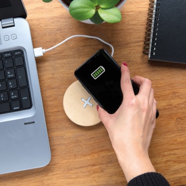 Logo trade promotional giveaways image of: 5W wood wireless charger
