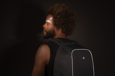 Logotrade promotional giveaway picture of: Swiss Peak AWARE™ anti-theft 15.6" laptop backpack