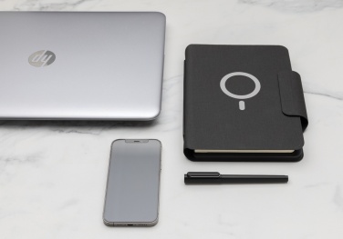 Logotrade promotional giveaway picture of: Artic Magnetic 10W wireless charging A5 notebook