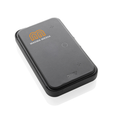 Logotrade advertising product image of: Swiss Peak RCS recycled travel case with 3 in 1 charger