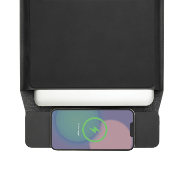 Logotrade promotional merchandise image of: Swiss Peak 15W magnetic charging laptop sleeve 14-15,6"