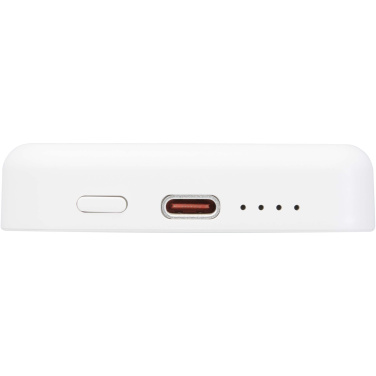 Logotrade promotional gift picture of: Acrab 5000 mAh 15W magnetic wireless power bank with 20W PD - made from recycled plastic
