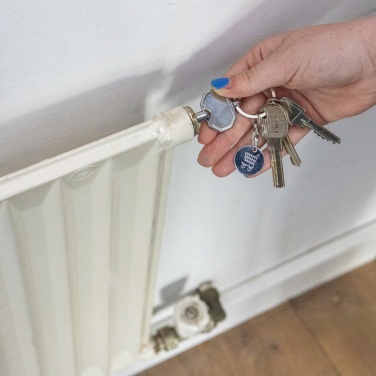 Logo trade reklaamtoote pilt: RCS taaskasutatud tsingisulamist radiaatori võtmehoidja mündiga