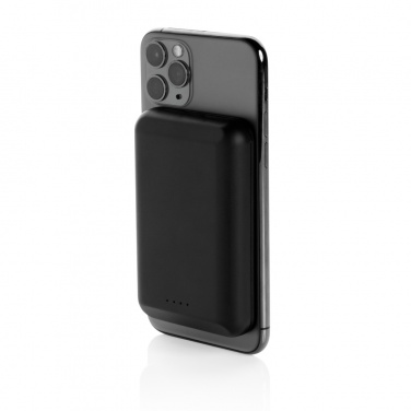 Logotrade firmakingi foto: Magnetiline 5000 mAh 5W juhtmevaba akupank