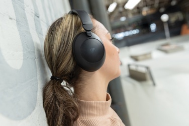 Logo trade reklaamkingid foto: Urban Vitamin Cupertino RCS rplast ANC kõrvaklapid