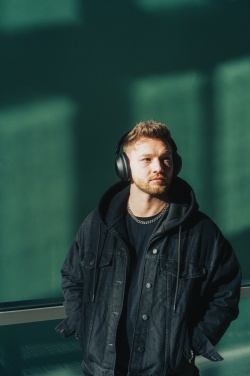 Logotrade reklaamkingitused pilt: Urban Vitamin Cupertino RCS rplast ANC kõrvaklapid