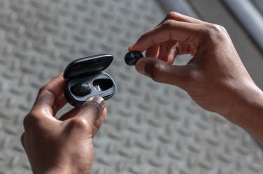 Logo trade firmakingitused foto: Urban Vitamin Palm Springsi RCS rplastist ENC kõrvaklapid