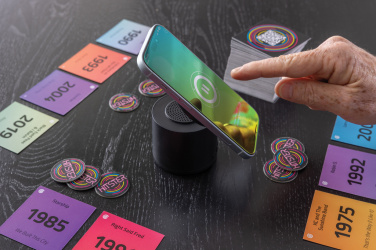 Logotrade ärikingid pilt: Magpulse RCS taaskasutatud plastist 3W kõlar magnetilise hoidikuga