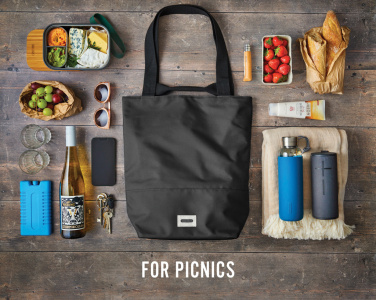 Logotrade reklaamtooted pilt: Black+Blum 16L isoleeritud kandekott/jahutuskott