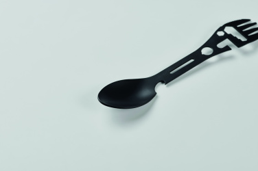 Logotrade ärikingituse foto: MUTOOL roostevabast terasest multitööriist