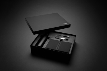 Logo trade firmakingid foto: Swiss Peak RCS luksuslik kinkekomplekt veepudeliga