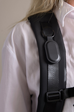 Logo trade firmakingi pilt: VINGA Baltimore RCS võtmehoidja Finder Dual-iga