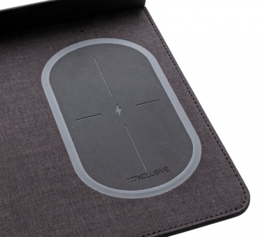 Logotrade mainostuote tuotekuva: Air-hiirimatto, jossa 5 W:n langaton lataus ja USB