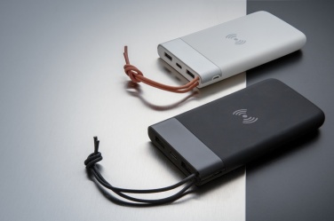 Logotrade mainostuotet kuva: Aria 8000 mAh 5 W:n langaton varavirtalähde