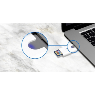 Logotrade liikelahja tuotekuva: MicroSD ja SD-kortinlukija Silicon Power Combo 3.1