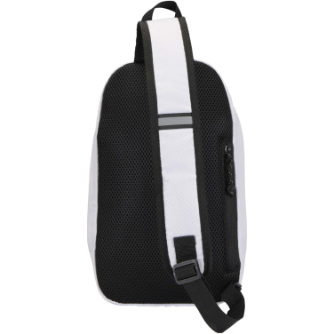 Logotrade mainostuote tuotekuva: Nomad 6 litran GRS-kierrätetystä materiaalista valmistettu crossbody-nesteytyslaukku