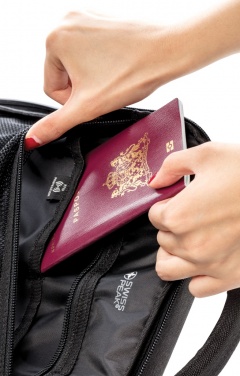 Лого трейд pекламные cувениры фото: Рюкзак для путешествий на выходные Swiss Peak AWARE™ XXL