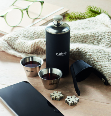 Логотрейд pекламные cувениры картинка: Hip flask with shot cups