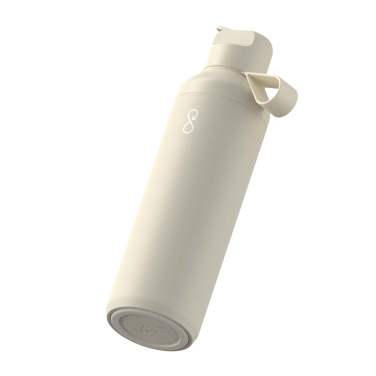 Лого трейд pекламные cувениры фото: Бутылка для воды Ocean Bottle Peak GO 710 мл из переработанной нержавеющей стали