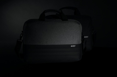 Logotrade profilreklam bild: Swiss Peak AWARE™ RFID 15.6" laptopväska